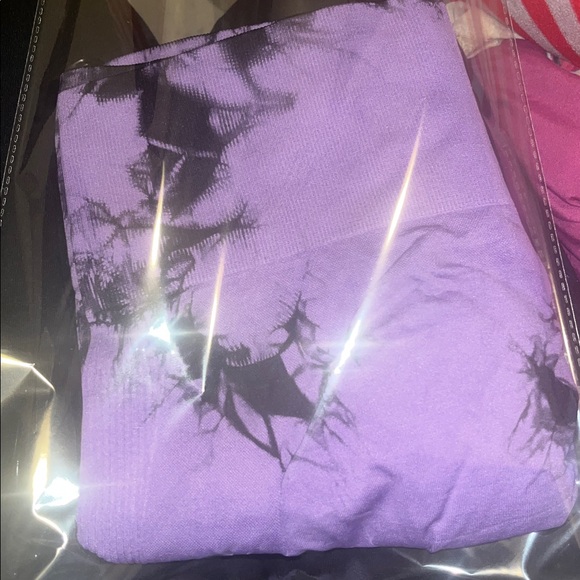 Women's Purple Tie-Dye Leggings - Picture 9 of 9